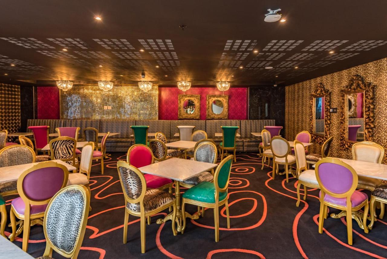 Hotel Sky Sandton โจฮันเนสเบิร์ก ภายนอก รูปภาพ