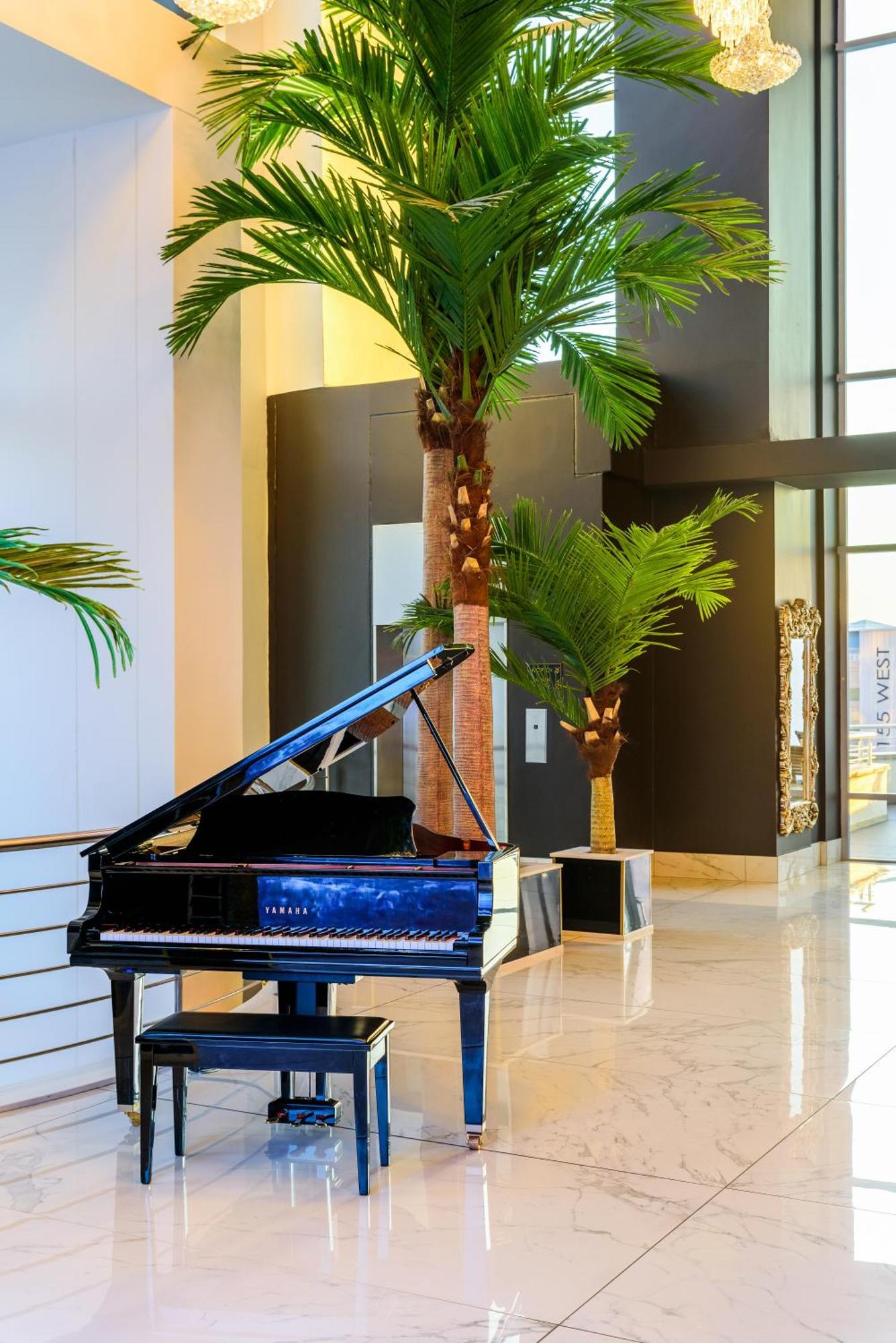 Hotel Sky Sandton โจฮันเนสเบิร์ก ภายนอก รูปภาพ
