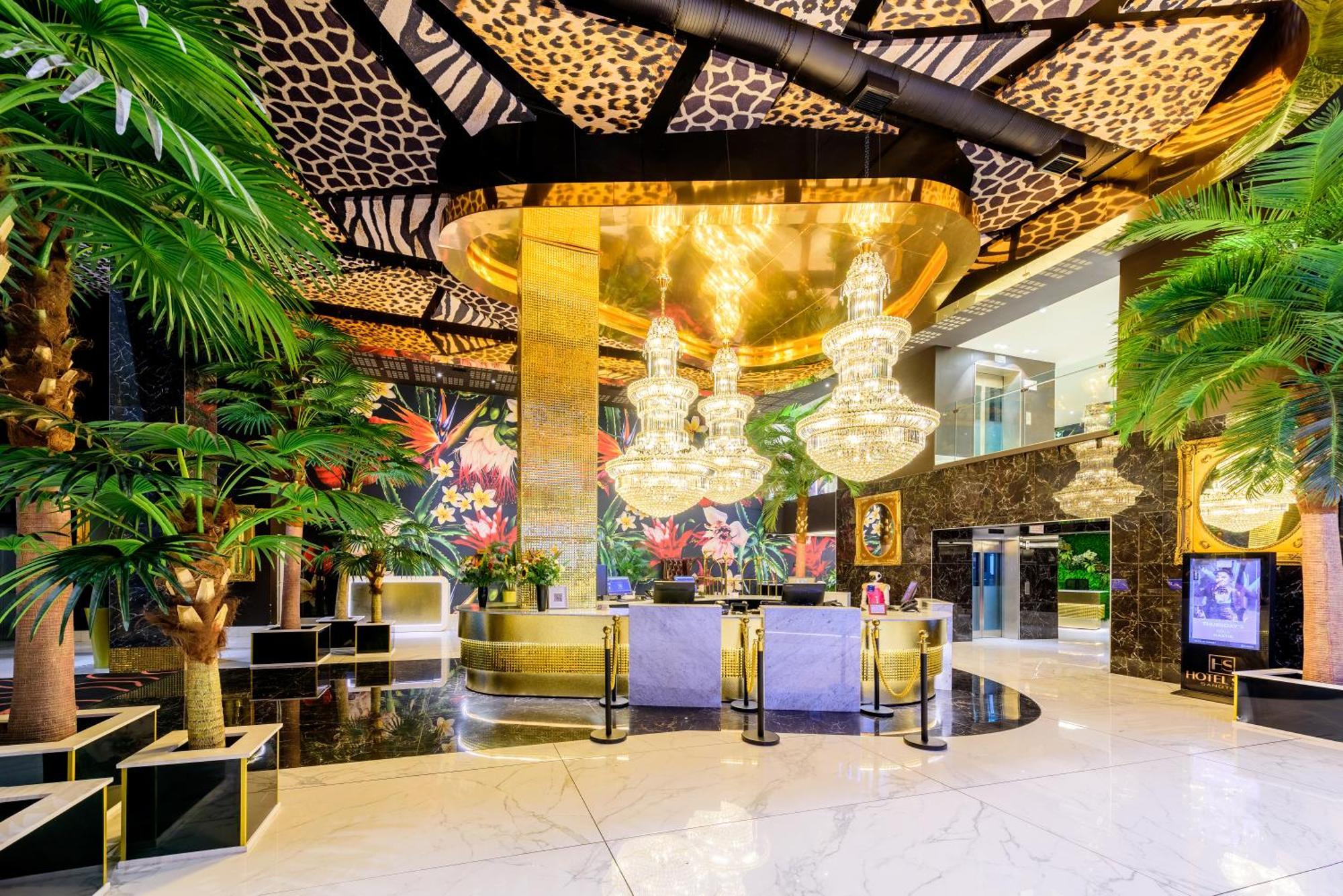 Hotel Sky Sandton โจฮันเนสเบิร์ก ภายนอก รูปภาพ