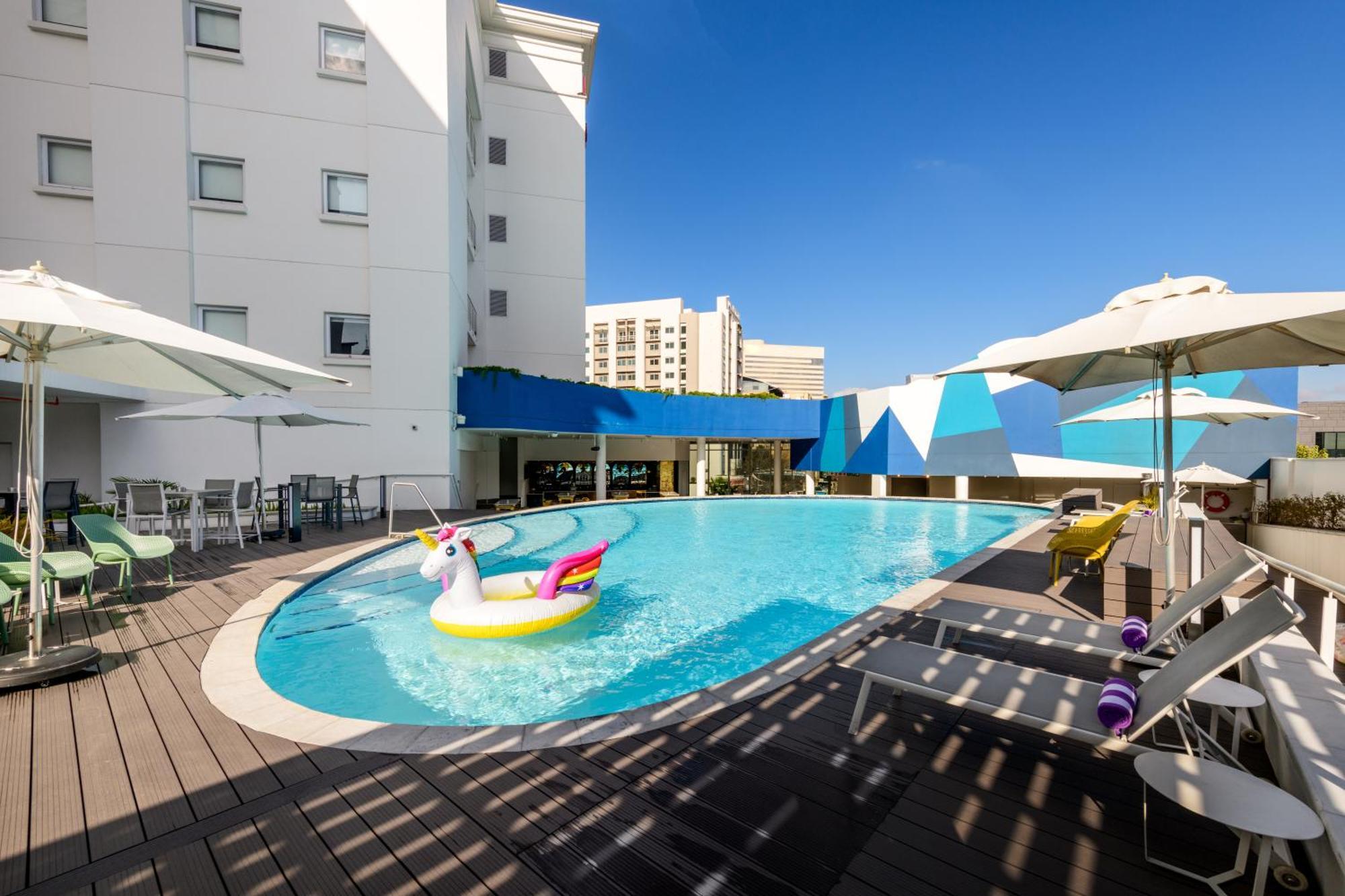 Hotel Sky Sandton โจฮันเนสเบิร์ก ภายนอก รูปภาพ