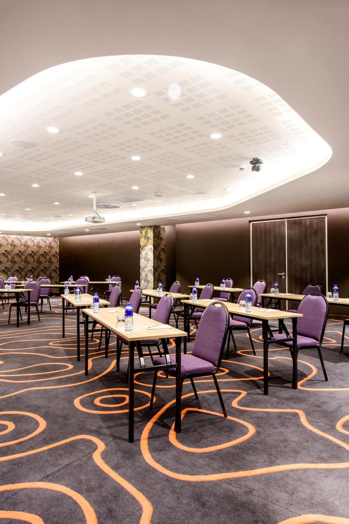 Hotel Sky Sandton โจฮันเนสเบิร์ก ภายนอก รูปภาพ